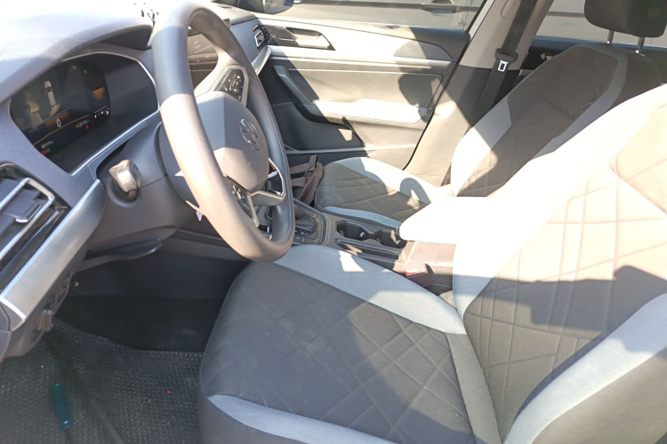 大众 朗逸 2023款 改款 1.5L 自动得逸版中控内饰19