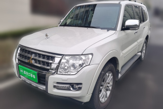 三菱 帕杰罗（平行进口）