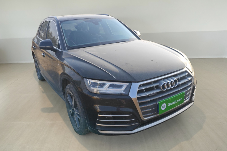 奥迪Q5L 2020款 改款 40 TFSI 荣享时尚型车身外观3