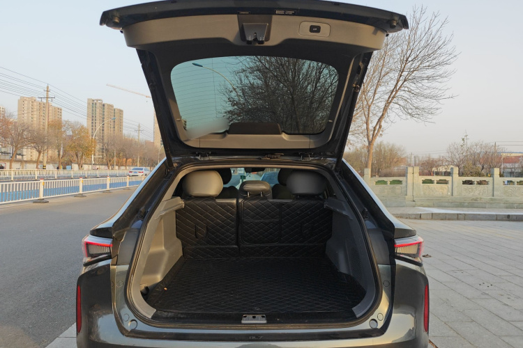 睿蓝汽车 睿蓝7 2023款 605km 猎光局部细节23