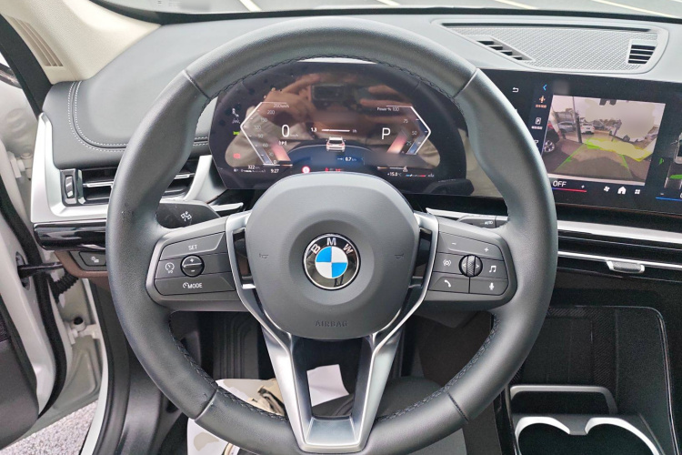 宝马X1 2024款 sDrive25Li X设计套装中控内饰13