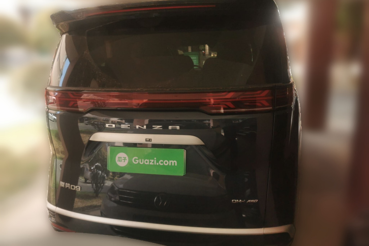 腾势D9 2022款 DM-i 970 四驱尊荣型车身外观6004