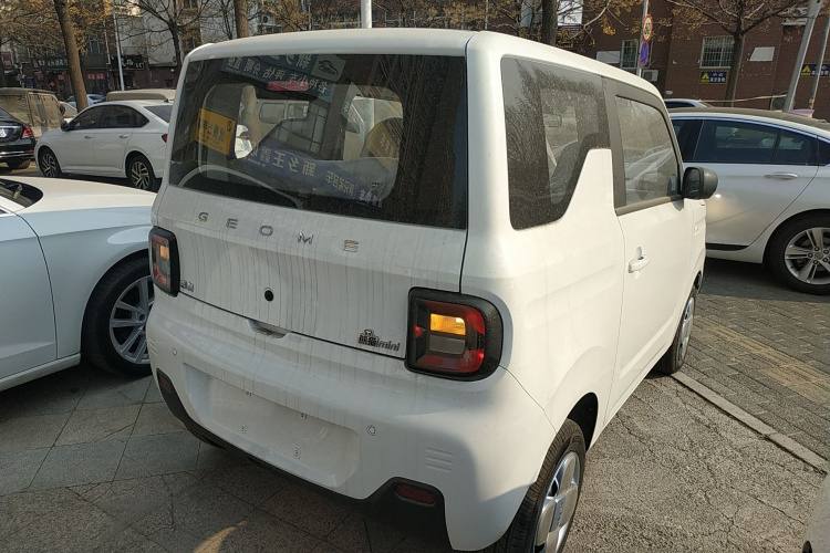 吉利银河 2024款 熊猫mini 200km 耐力熊车身外观7