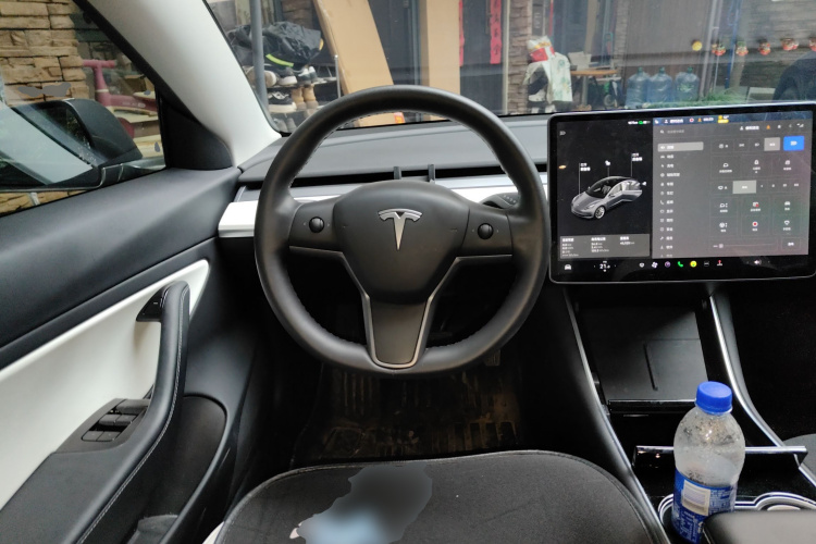 特斯拉 Model 3 2020款 改款 标准续航后驱升级版中控内饰13