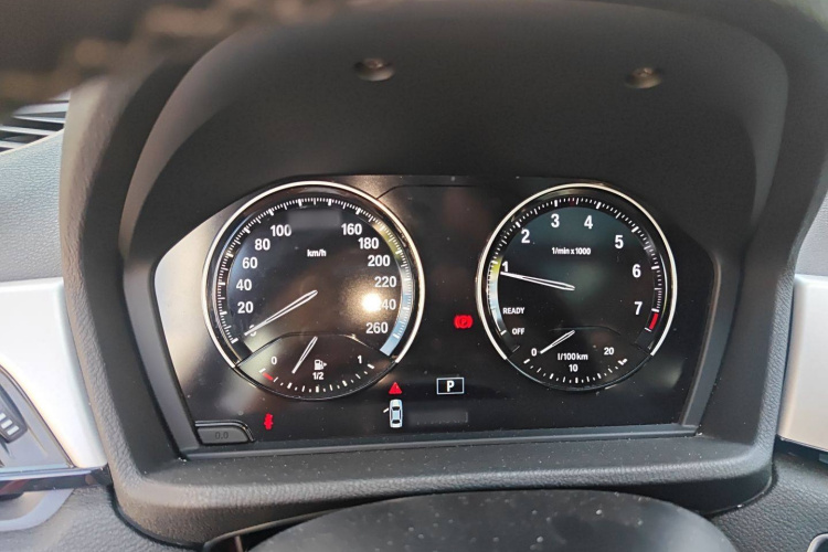 宝马X1 2019款 sDrive18Li 时尚型局部细节14