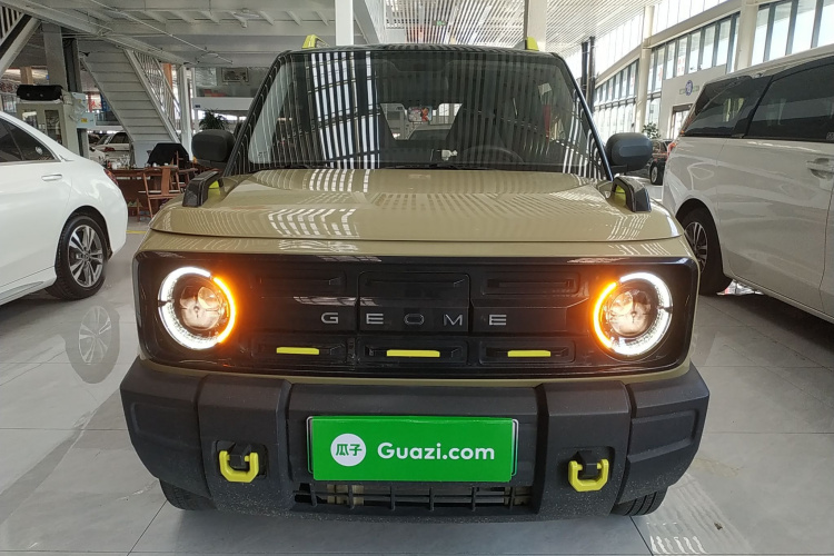 吉利银河 2024款 200km 熊猫骑士车身外观2