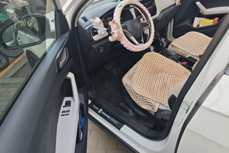 大众 途岳 2025款 新锐 1.5L 锐意版中控内饰20