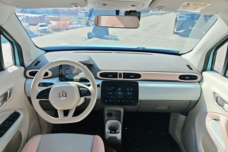 零跑汽车 零跑T03 2025款 403舒享版中控内饰7002