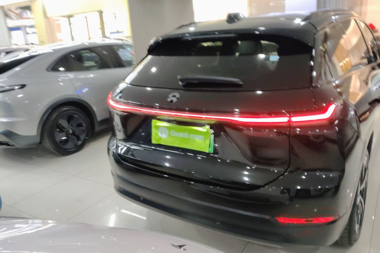 蔚来ES7 2022款 100kWh车身外观6