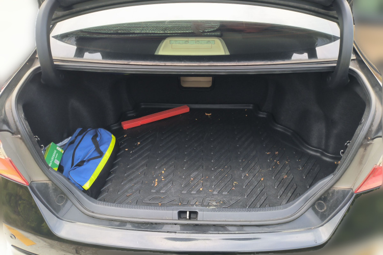 丰田 凯美瑞 2013款 2.5G 舒适版中控内饰23