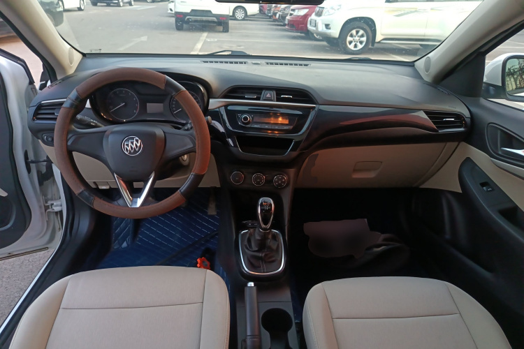 别克 凯越 2018款 15N 手动精英型中控内饰12