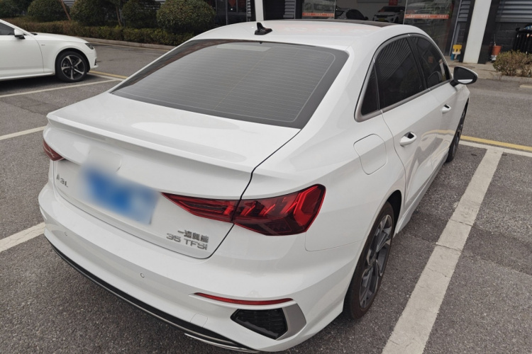 奥迪A3 2024款 A3L Limousine 35 TFSI 时尚运动型车身外观6005