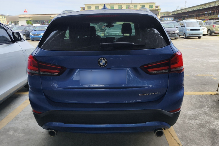 宝马X1 2020款 sDrive20Li 时尚型车身外观6