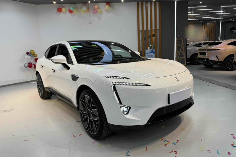 阿维塔11 2022款 长续航双电机版 5座车身外观6002