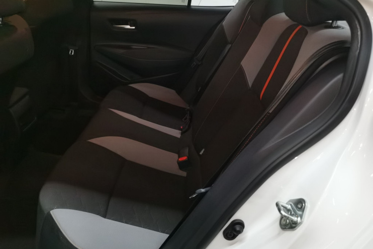 丰田 卡罗拉 2023款 1.2T 先锋版中控内饰7004