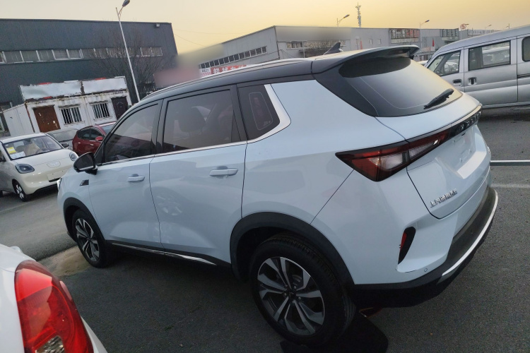 五菱汽车 五菱星辰 2022款 2.0L DHT电速款车身外观4