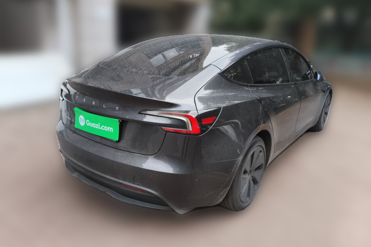 特斯拉 Model 3 2023款 后轮驱动版车身外观7
