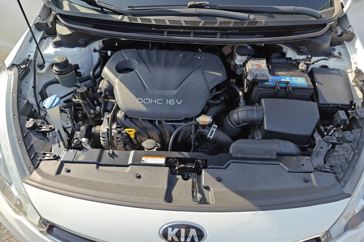 起亚K3S 2014款 1.6L 自动GLS机舱底盘24