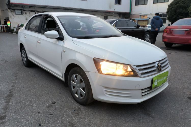 大众 桑塔纳 2015款 1.6L 手动风尚版车身外观6002