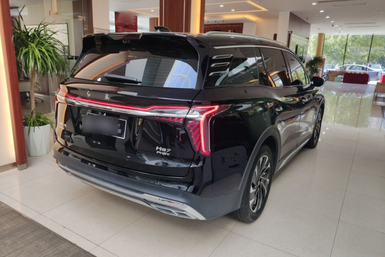 红旗HS7 PHEV 2024款 2.0T PHEV 四驱旗畅版 6座车身外观7