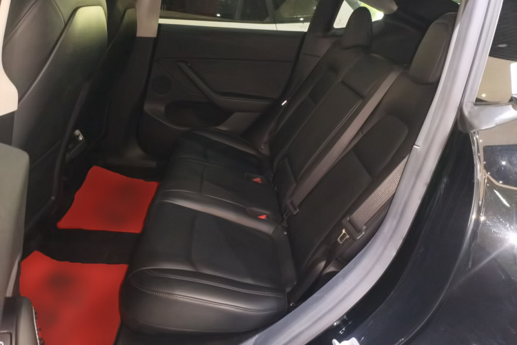 特斯拉 Model Y 2021款 标准续航后驱版中控内饰7004