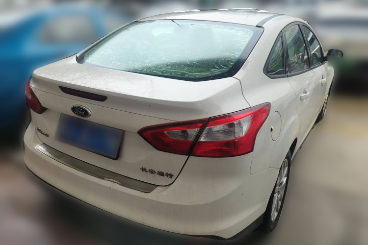 福特 福克斯 2012款 三厢 1.6L 自动舒适型车身外观6005