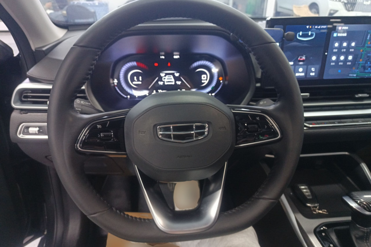 吉利汽车 帝豪 2023款 第4代冠军版 1.5L CVT尊贵型中控内饰13