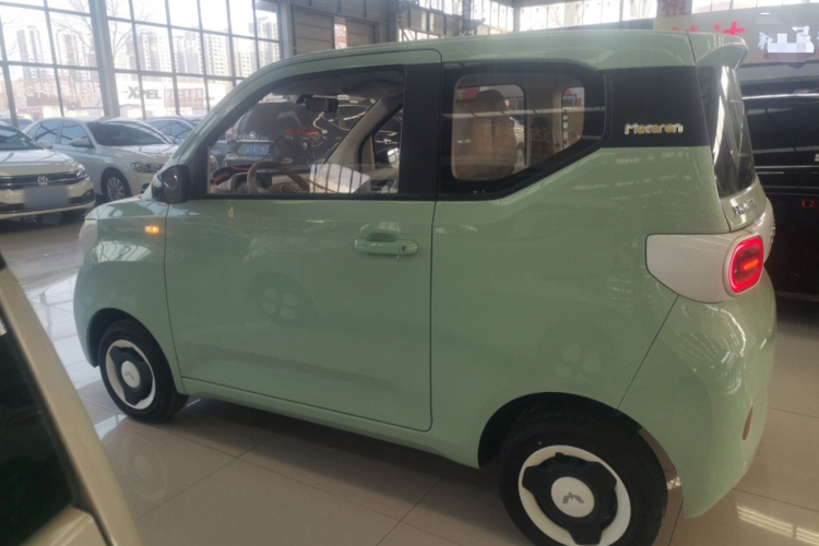 五菱汽车 宏光MINIEV 2024款 第三代 215km 青春版车身外观6003