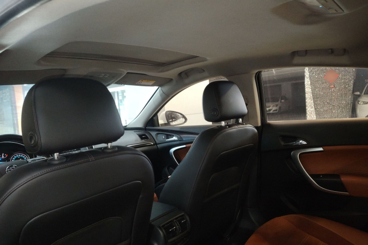 别克 君威 2015款 GS 2.0T 豪情运动版中控内饰22