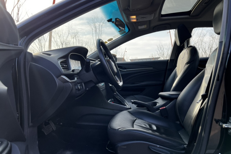 别克 英朗 2015款 15N 自动豪华型中控内饰7003