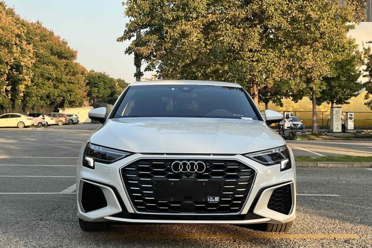 奥迪A3 2021款 A3L Limousine 35 TFSI 进取运动型车身外观6002