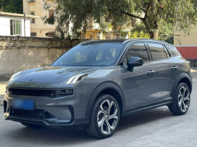 领克06 2023款 Remix 1.5T 劲Halo