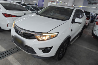 东南DX7 2017款 1.5T 自动荣耀版