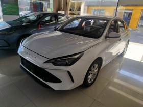 荣威i5 2026款 1.5L CVT豪华版