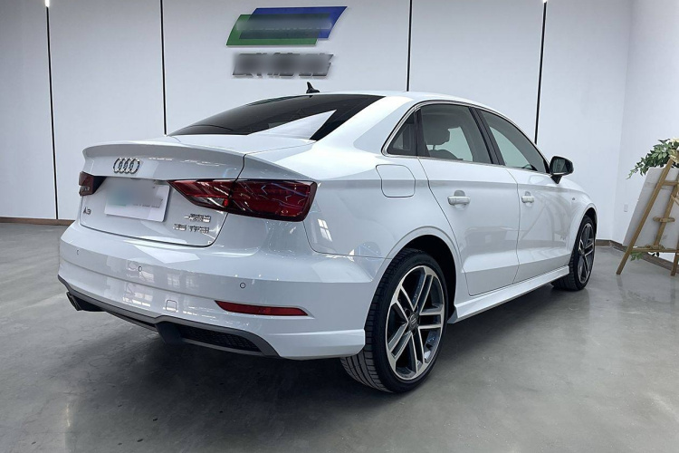 奥迪A3 2019款 Limousine 35 TFSI 运动型 国VI车身外观6004