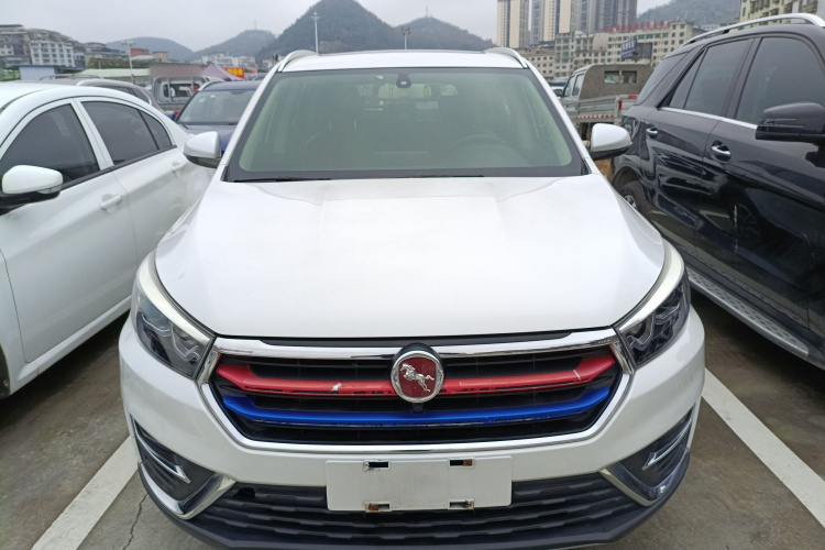 汉腾汽车 汉腾X5 2018款 1.5T CVT豪华版车身外观2