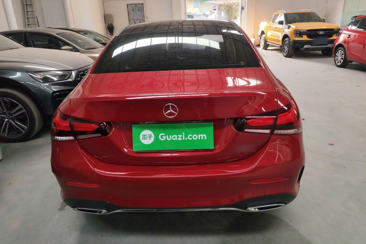 奔驰A级 2022款 改款三 A 200 L 运动轿车时尚型车身外观6004