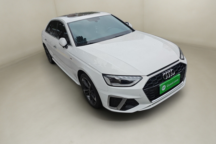 奥迪A4L 2020款 40 TFSI 时尚动感型车身外观3