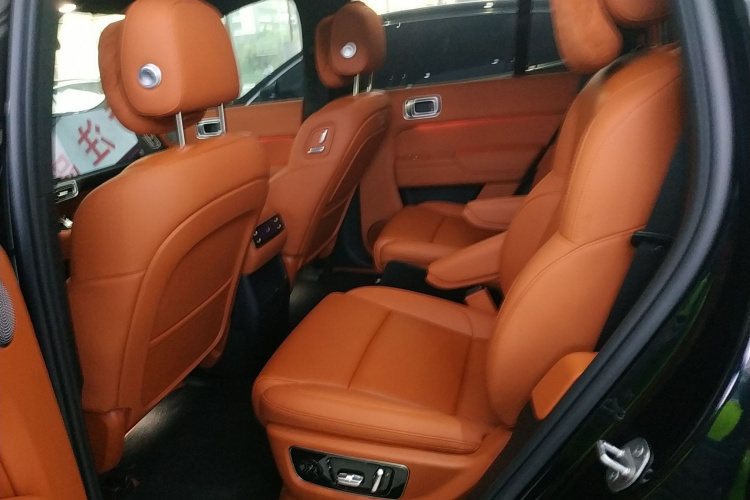 理想汽车 理想L8 2024款 Pro中控内饰7004