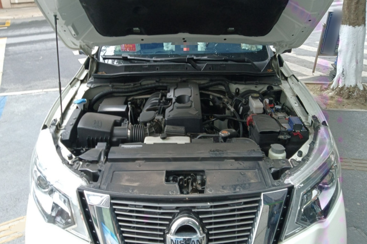 日产 途达 2020款 2.5L XV 4WD 自动四驱旗舰版局部细节24