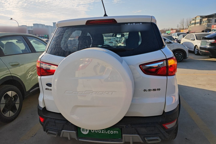 福特 翼搏 2018款 1.5L 手动精翼型车身外观6