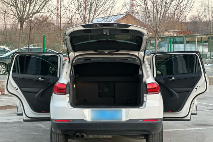 大众 途观 2016款 280TSI 自动两驱丝绸之路风尚版中控内饰7006