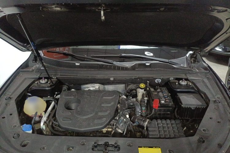 捷途X70 PLUS 2023款 1.5T DCT勇者PLUS 5座机舱底盘24