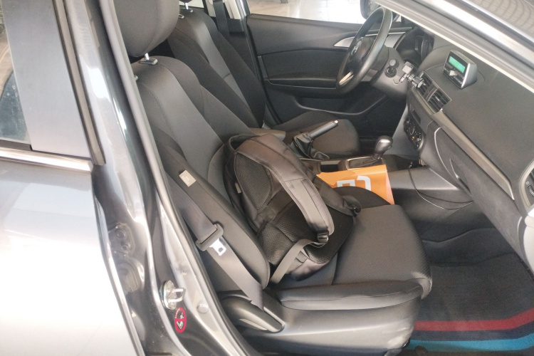 马自达3 昂克赛拉 2017款 三厢 1.5L 自动舒适型 国V局部细节41