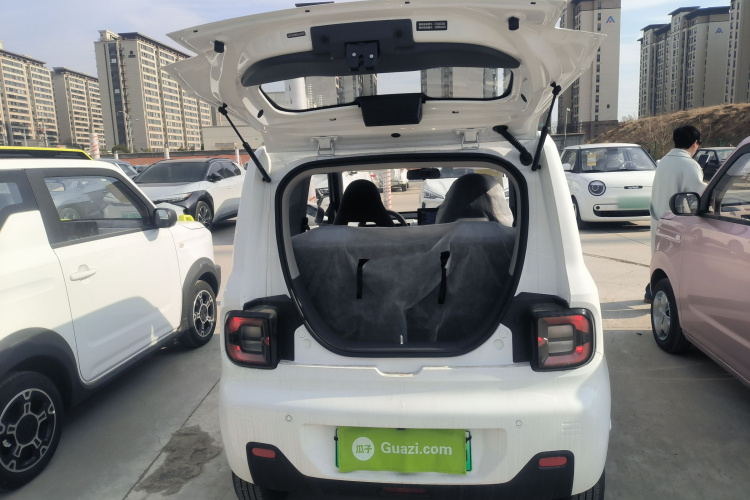 吉利银河 2024款 熊猫mini 200km 耐力熊机舱底盘23