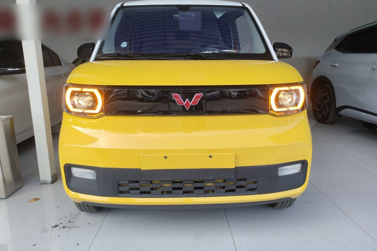 五菱汽车 宏光MINIEV 2021款 马卡龙臻享款 三元锂车身外观2