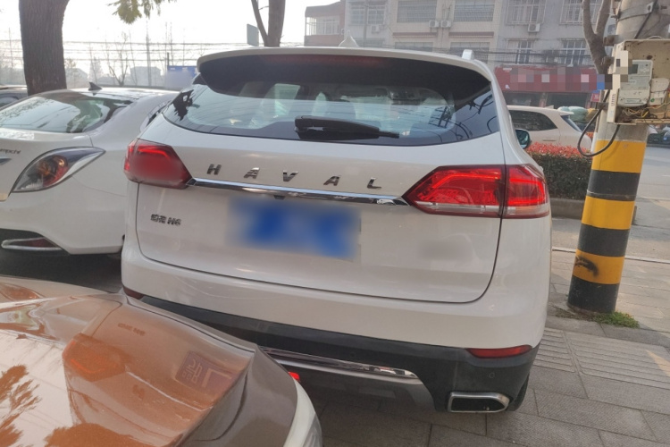 哈弗H6 2017款 蓝标 1.3T 自动两驱智尚型车身外观6