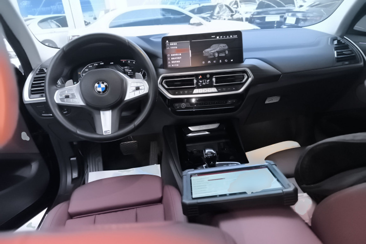 宝马X3 2022款 改款二 xDrive30i 领先型 M曜夜套装中控内饰12