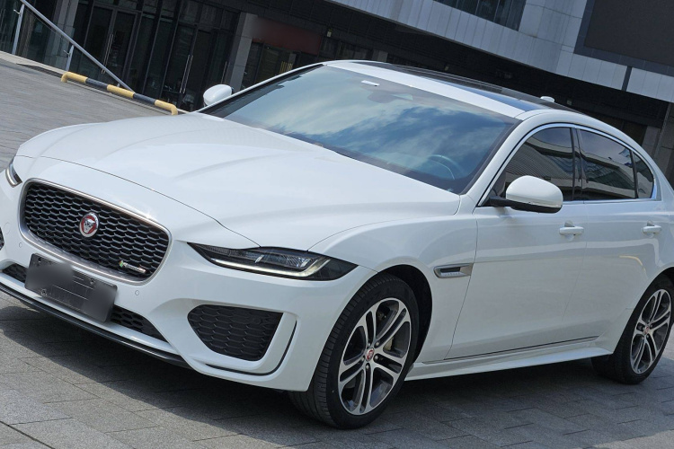 捷豹XEL 2023款 2.0T 250PS R-DYNAMIC S进取运动版车身外观6008