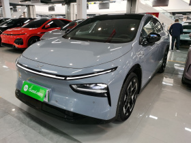 小鹏G7 2025款 702 超长续航 Max